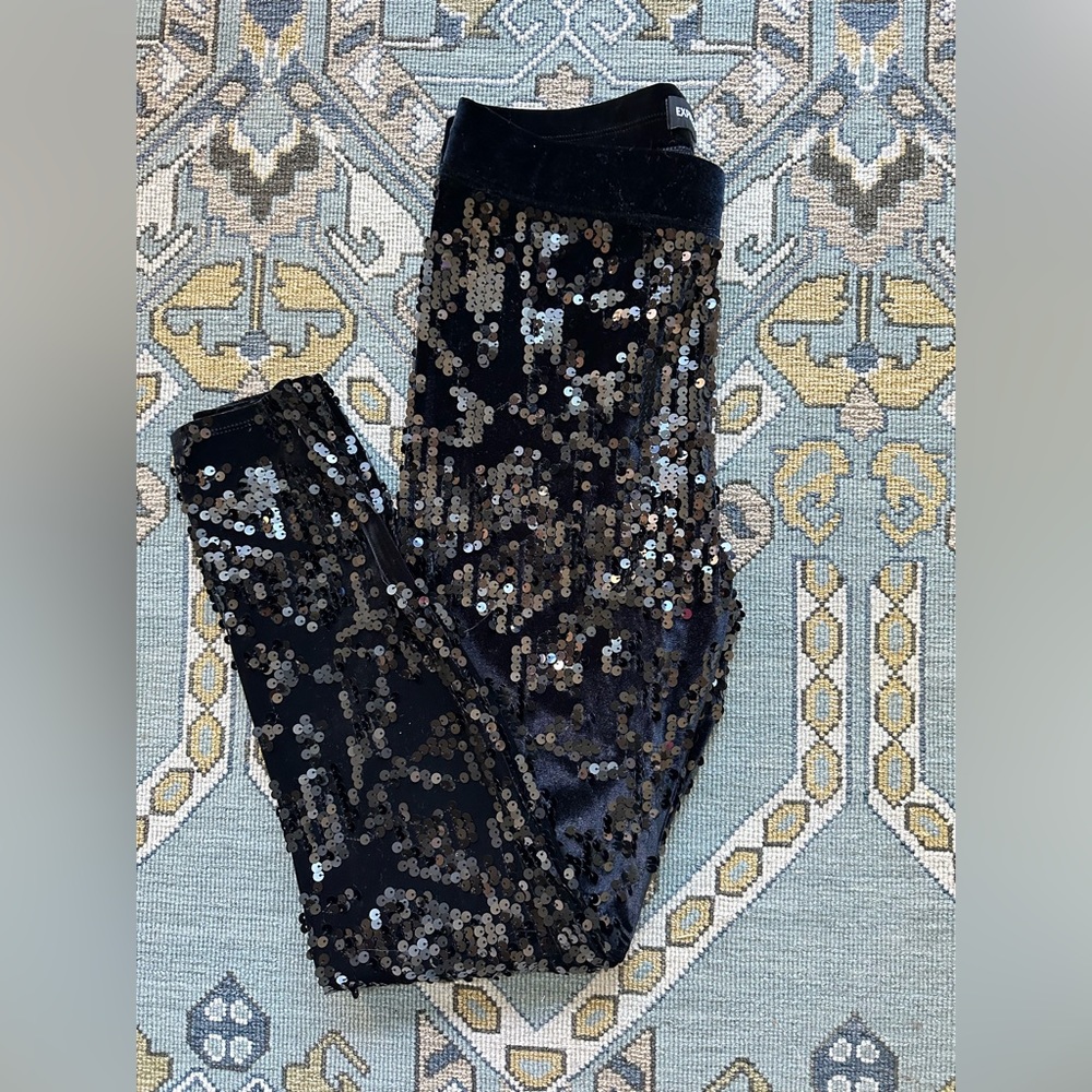 Perfect condition. Very comfortable, worn a couple times.